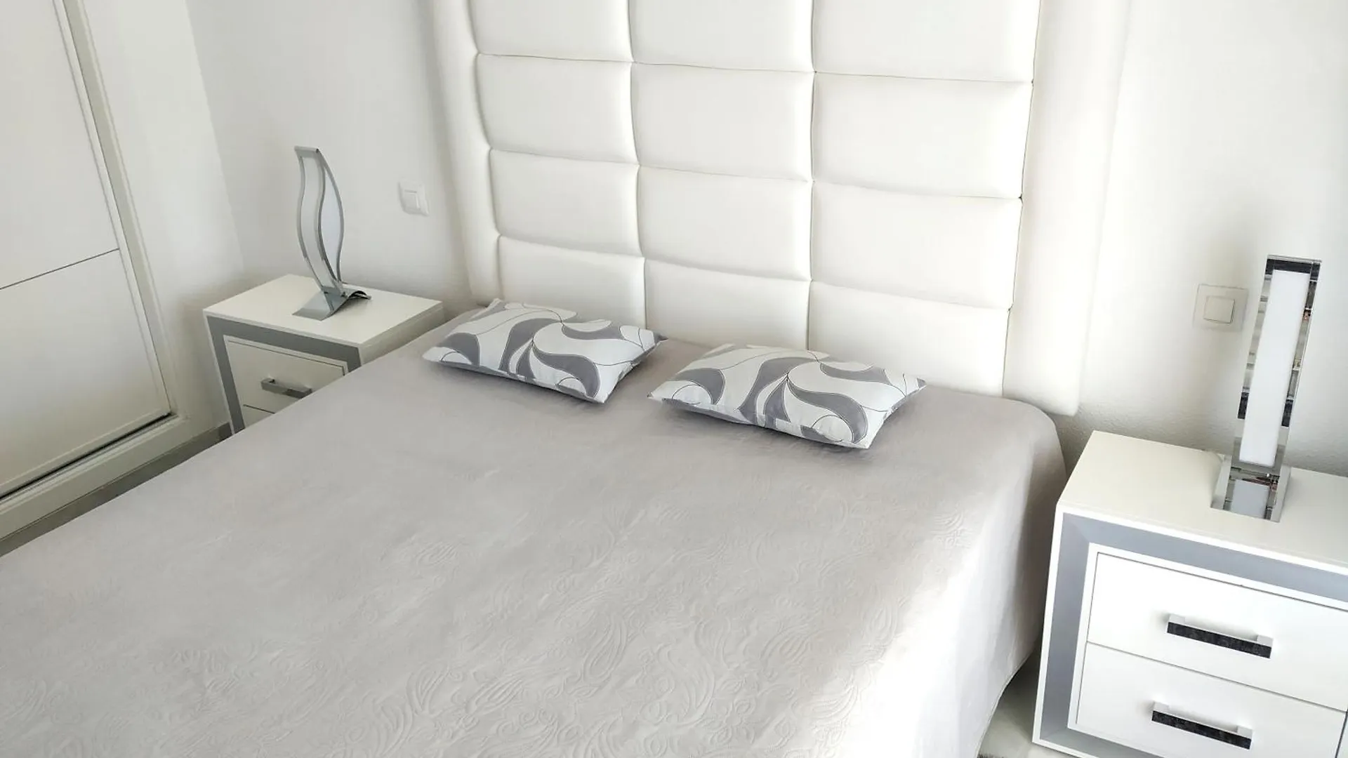 Carihuela Luxus Holiday Τορρεμολίνος
